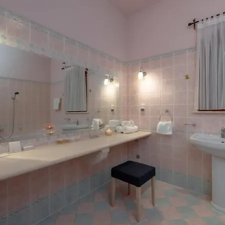 Majestic Tranquil With Stunning Panoramic View *