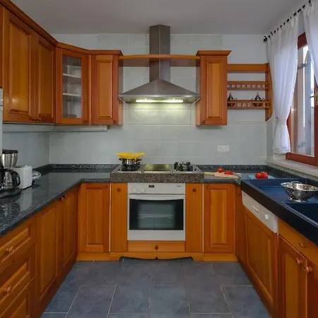 Majestic Tranquil With Stunning Panoramic View *