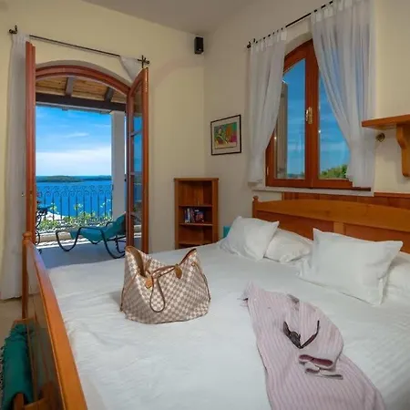 Majestic Tranquil With Stunning Panoramic View فيلة *